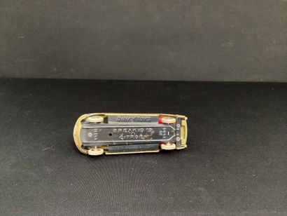 DINKY TOYS :
Citroën ID19 break, doré et...