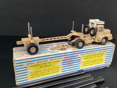DINKY SUPERTOYS :
Tracteur Unic Saharien,...