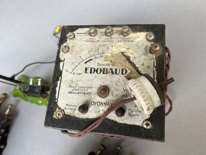 EDOBAUD :
Trains électriques en tôle comprenant...