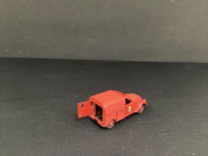 DINKY TOYS :
Camionnette pompier Citroën...