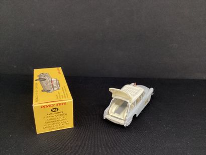 DINKY TOYS : 
Ambulance municipale Citroën...
