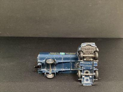 DINKY TOYS :
Camion Panhard, semi-remorque...