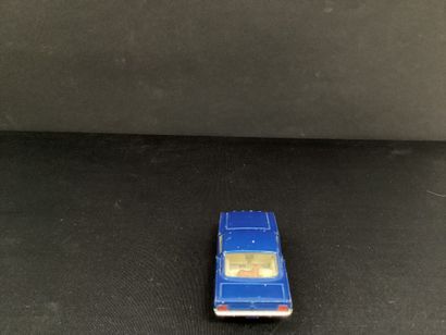 CORGI TOYS :
Ford mustang, blue.
Opening...