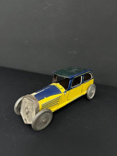 VOITURE genre Renault années 20/30, toit...