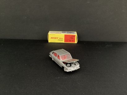 DINKY TOYS :
Renault 16 peinte gris métal.
Avec...