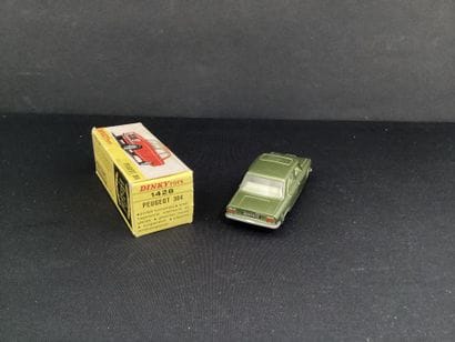 DINKY TOYS :
Peugeot 304, modèle 1428, en...