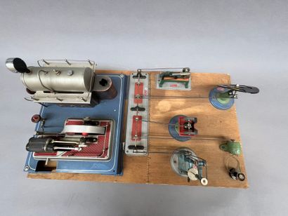 VILESCO, Made in Germany :
Jouet machine...