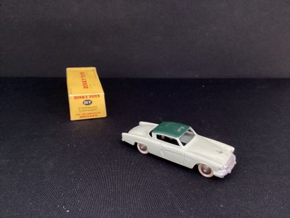 DINKY TOYS :
STUDEBAKER 