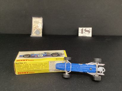 DINKY TOYS :
Matra F1, bleu Elf.
Siège avec...