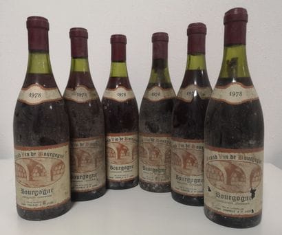 6 Bottles BOURGOGNE - Roger CHAPELLE 1978
Stained...