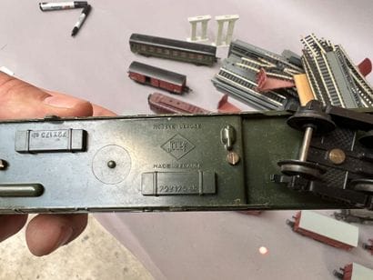 JOUEF :
Lot de voitures et wagons avec des...