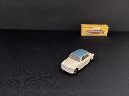 DINKY TOYS : 
Fiat 1200 