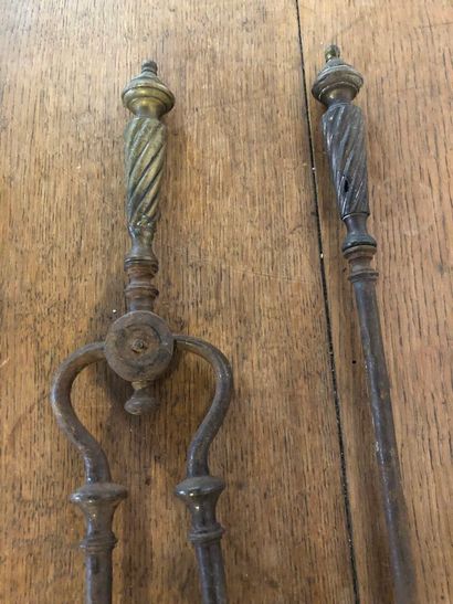 Set of bronze and wrought-iron shovel, tongs...