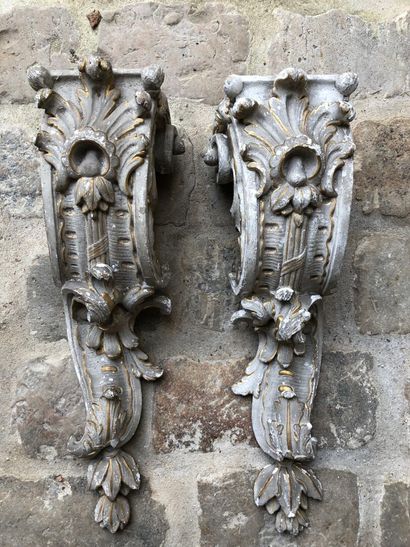 Pair of Louis XV period sconce brackets in...
