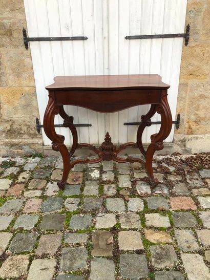 ENGLAND, 19th century
High mahogany console...