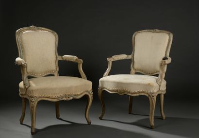 Pair of cabriolet armchairs in carved and...