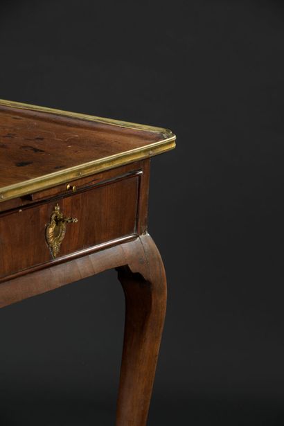 Mahogany and mahogany veneer coffee table,...