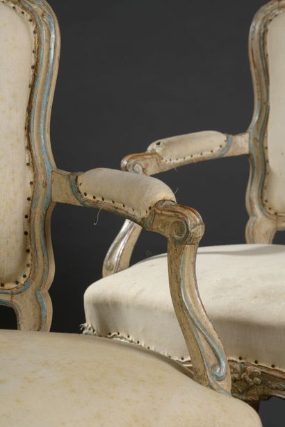 Pair of cabriolet armchairs in carved and...