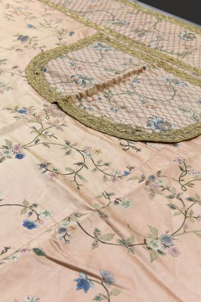 Rare Chinese painted silk and brocade cope,...