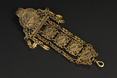 Louis XVI period pomponne chatelaine
Damaged.
H....
