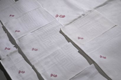 Cotton damask dinner service, two tablecloths...