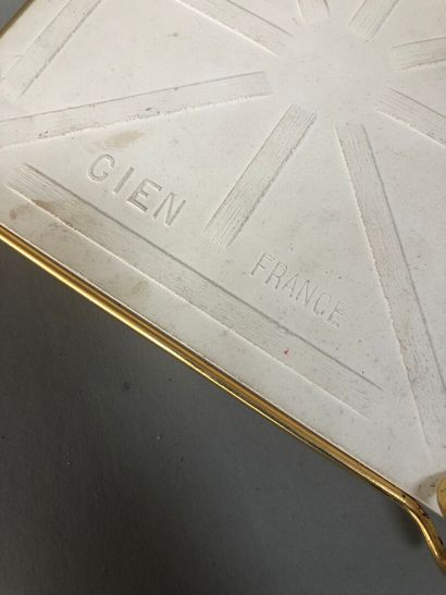 LOT of two PLATES BENEATH:
- 1 square decorated...