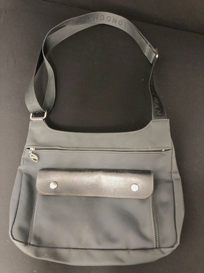 LONGCHAMP:
Navy blue canvas shoulder bag,...