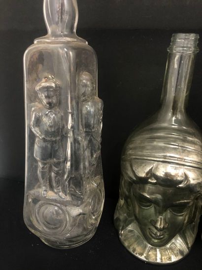 LOT de 4 carafes publicitaires en verre sur...