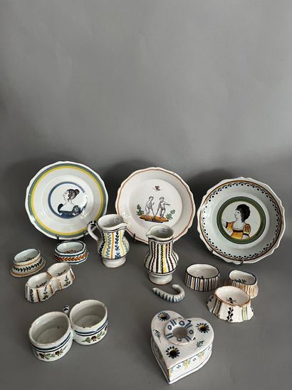 NEVERS :
Important earthenware lot:
- Two...