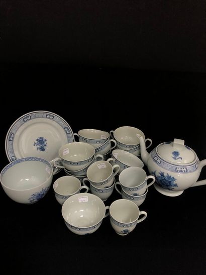 HAVILAND : 
Coffee and tea service set including...