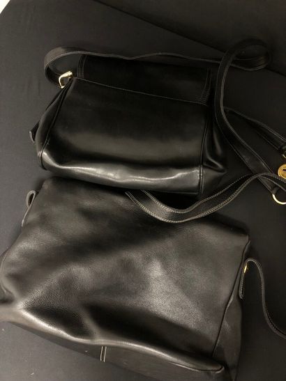 LANCEL :
Black leather shoulder bag with...