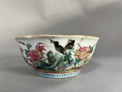 CHINE XIXe - Vers 1900 :
CINQ ASSIETTES en...