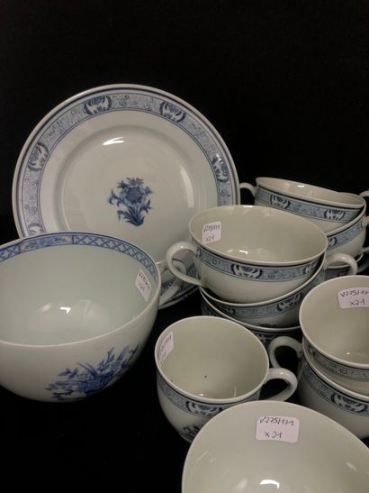 HAVILAND : 
Coffee and tea service set including...