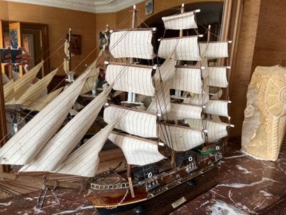 MAQUETTE of a three-masted sailing ship,...