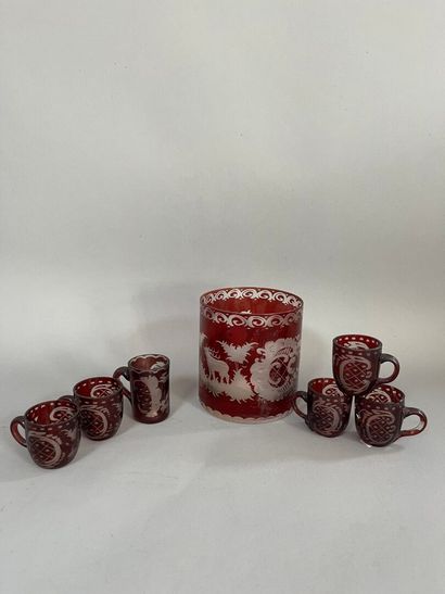 CRISTAL DE BOHEME :
Suite of five multi-layer...