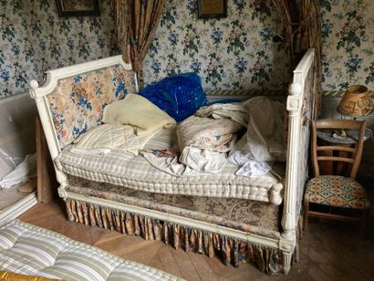 Louis XVI-style carved and ripolined wood...