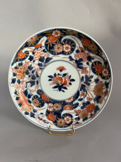 CHINE XIXe - Vers 1900 :
CINQ ASSIETTES en...
