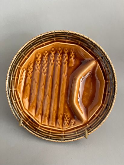 SARREGUEMINES:
Asparagus service set including...