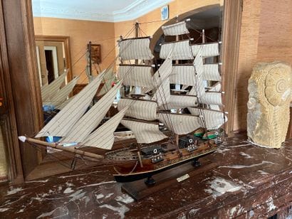 MAQUETTE of a three-masted sailing ship,...