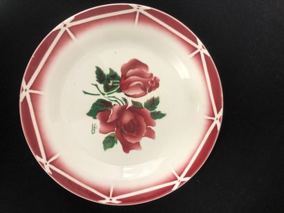 SARREGUEMINES: 
- Earthenware service set,...