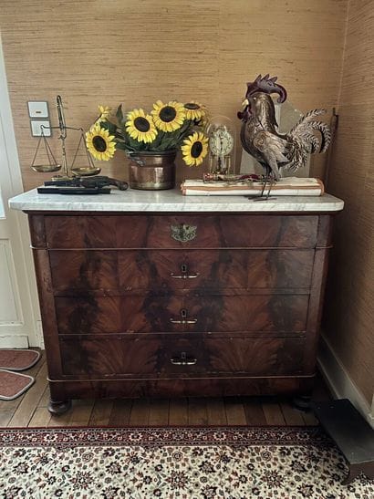 Louis-Philippe style COMMODE in veneered...