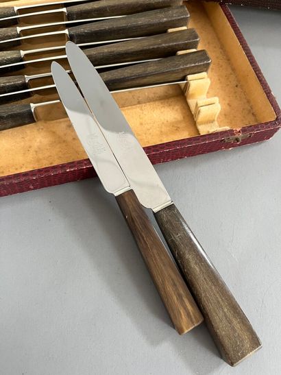 LOT of three menagère parts:
- Manufacture...