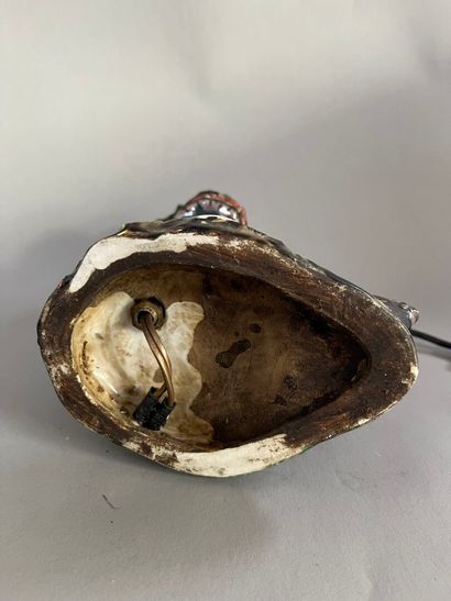 CHINE, XXe siècle.
Pied de lampe en céramique...