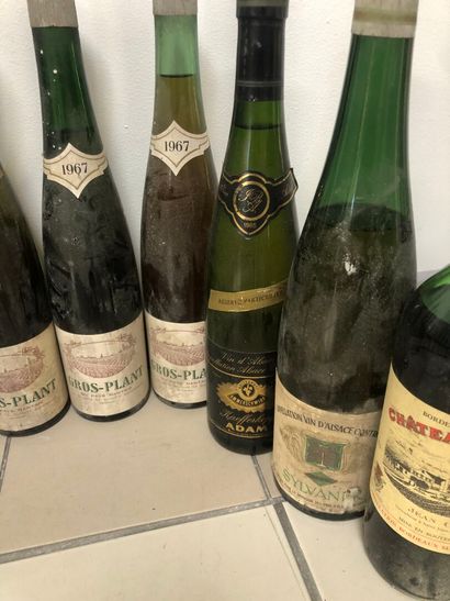 17 Bottles VINS DIVERS 
FOR SALE AS IS.