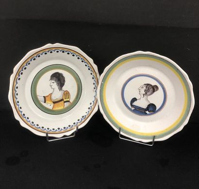 NEVERS :
Important earthenware lot:
- Two...