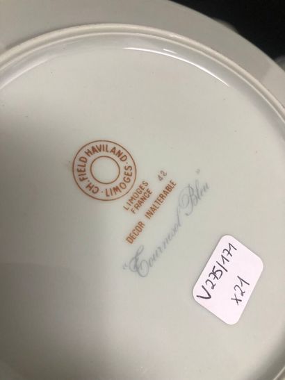 HAVILAND : 
Coffee and tea service set including...