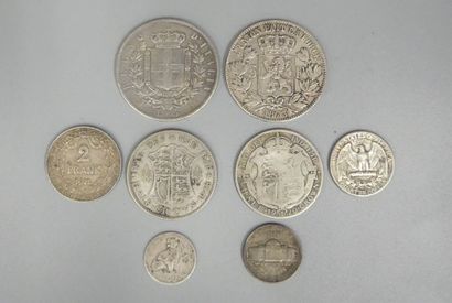 Lot of 8 silver coins in all states:
5 francs...