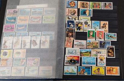 Set of thirteen well-classified Le Monde...