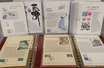 Batch of official documents from France