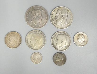 Lot of 8 silver coins in all states:
5 francs...